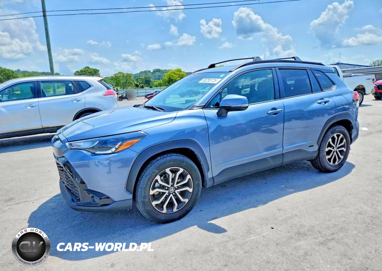 2023 Toyota Corolla Cross Hybrid Se