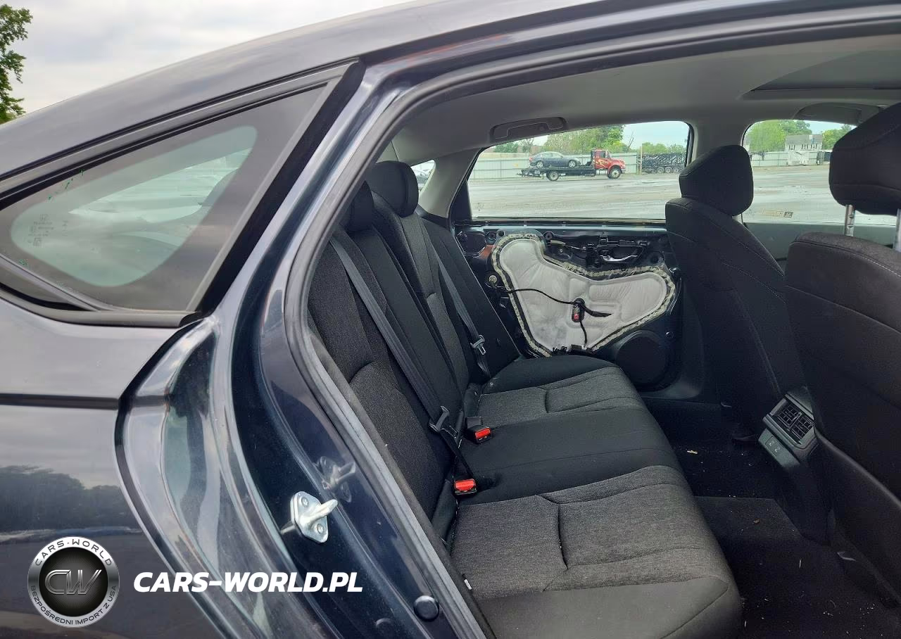 2025 Honda Accord Se VIN:1HGCY1F42SA006256 - 10
