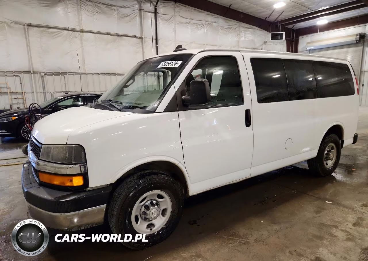 2017 Chevrolet Express G2500 Lt
