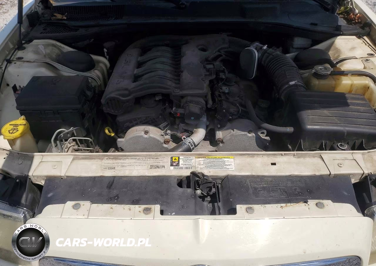 2010 Chrysler 300 Touring VIN:2C3CA5CVXAH307059 - 11
