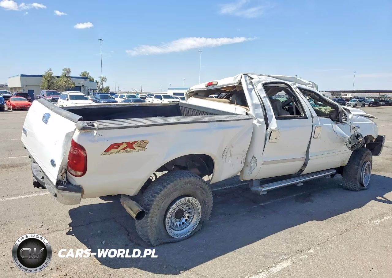 2005 Ford F250 Super Duty VIN:1FTSW21P05ED35932 - 3