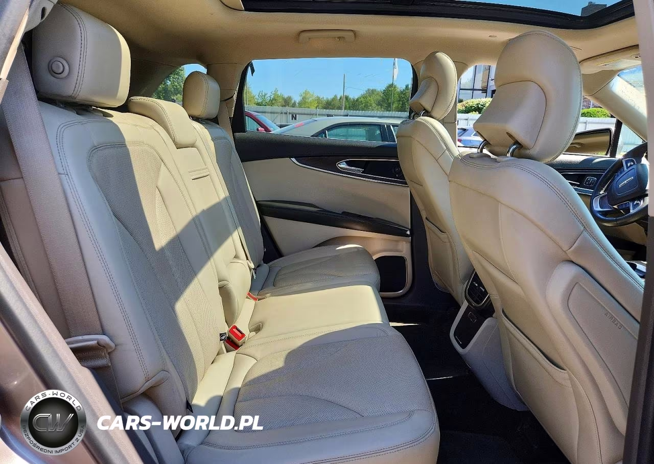 2019 Lincoln Nautilus Reserve VIN:2LMPJ8L94KBL62676 - 11