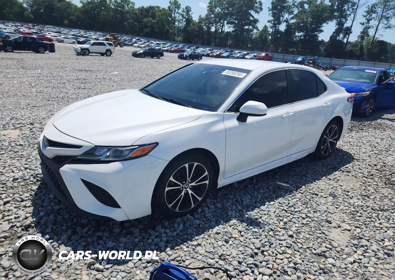 2020 Toyota Camry Se