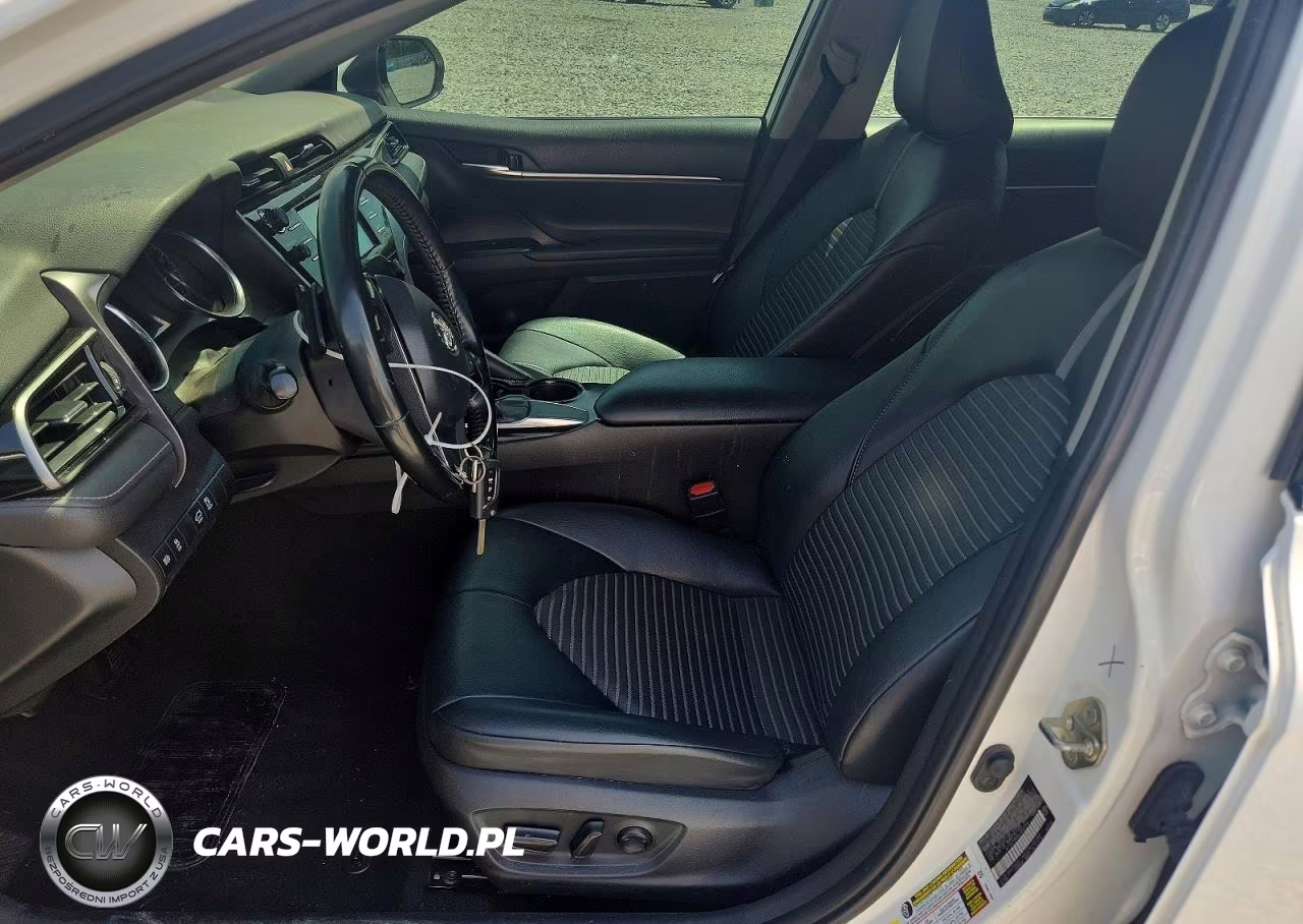2020 Toyota Camry Se VIN:4T1G11AK5LU922144 - 7