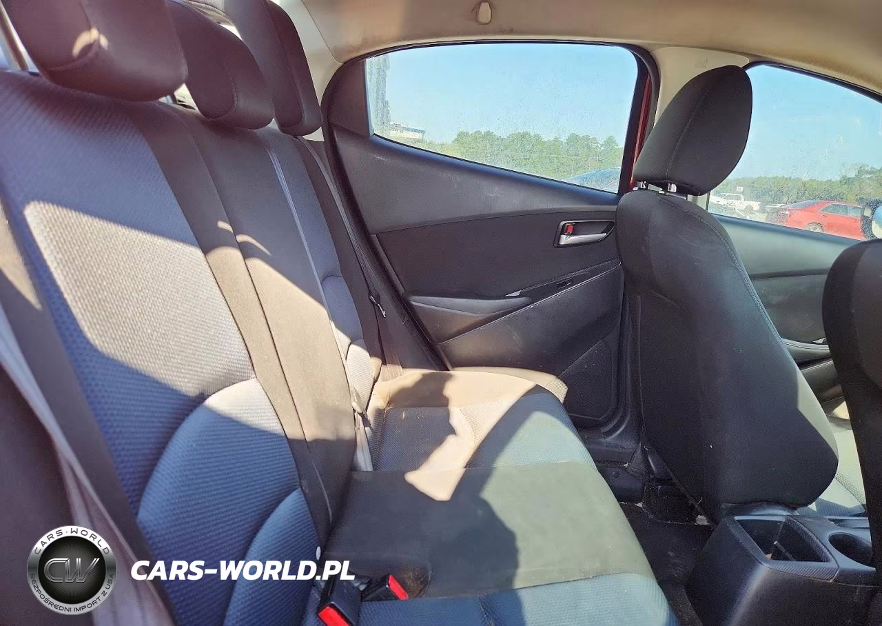 2017 Toyota Yaris Ia Base VIN:3MYDLBYV1HY189653 - 10