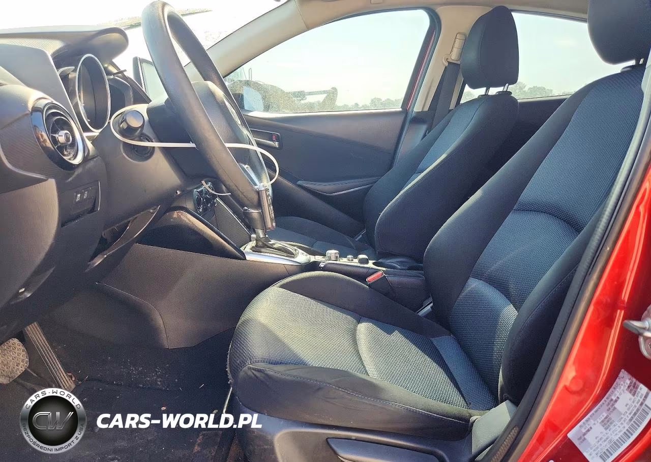 2017 Toyota Yaris Ia Base VIN:3MYDLBYV1HY189653 - 7