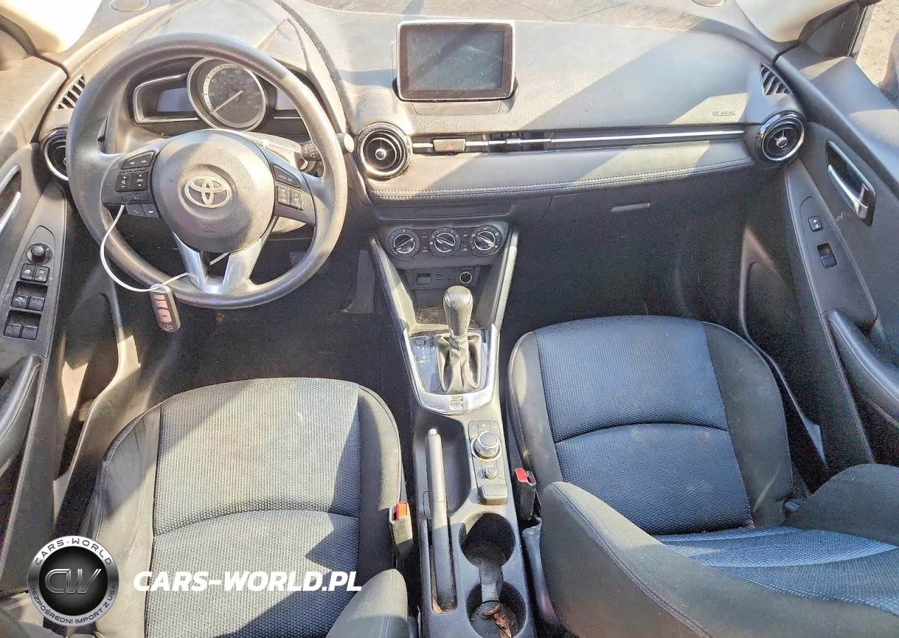 2017 Toyota Yaris Ia Base VIN:3MYDLBYV1HY189653 - 8