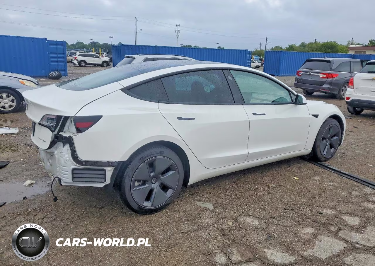 2022 Tesla Model 3 VIN:5YJ3E1EB1NF184016 - 3