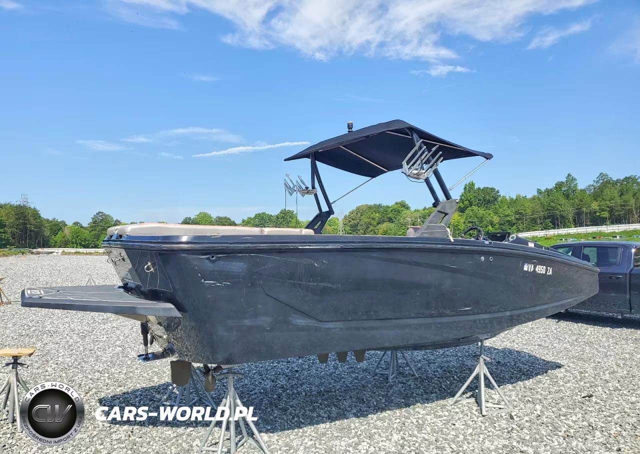 2010 Axis A22 Boat VIN:WTXX1055C717 - 4