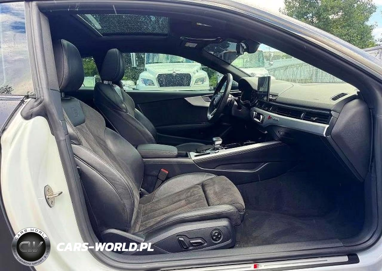 2021 Audi A5 Premium Plus 45 VIN:WAUTAAF58MA012431 - 13