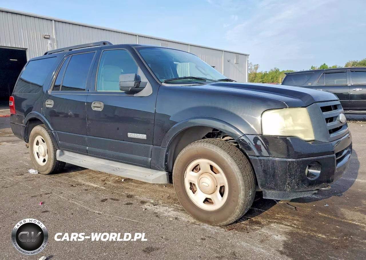 2008 Ford Expedition Xlt VIN:1FMFU16578LA74674 - 4