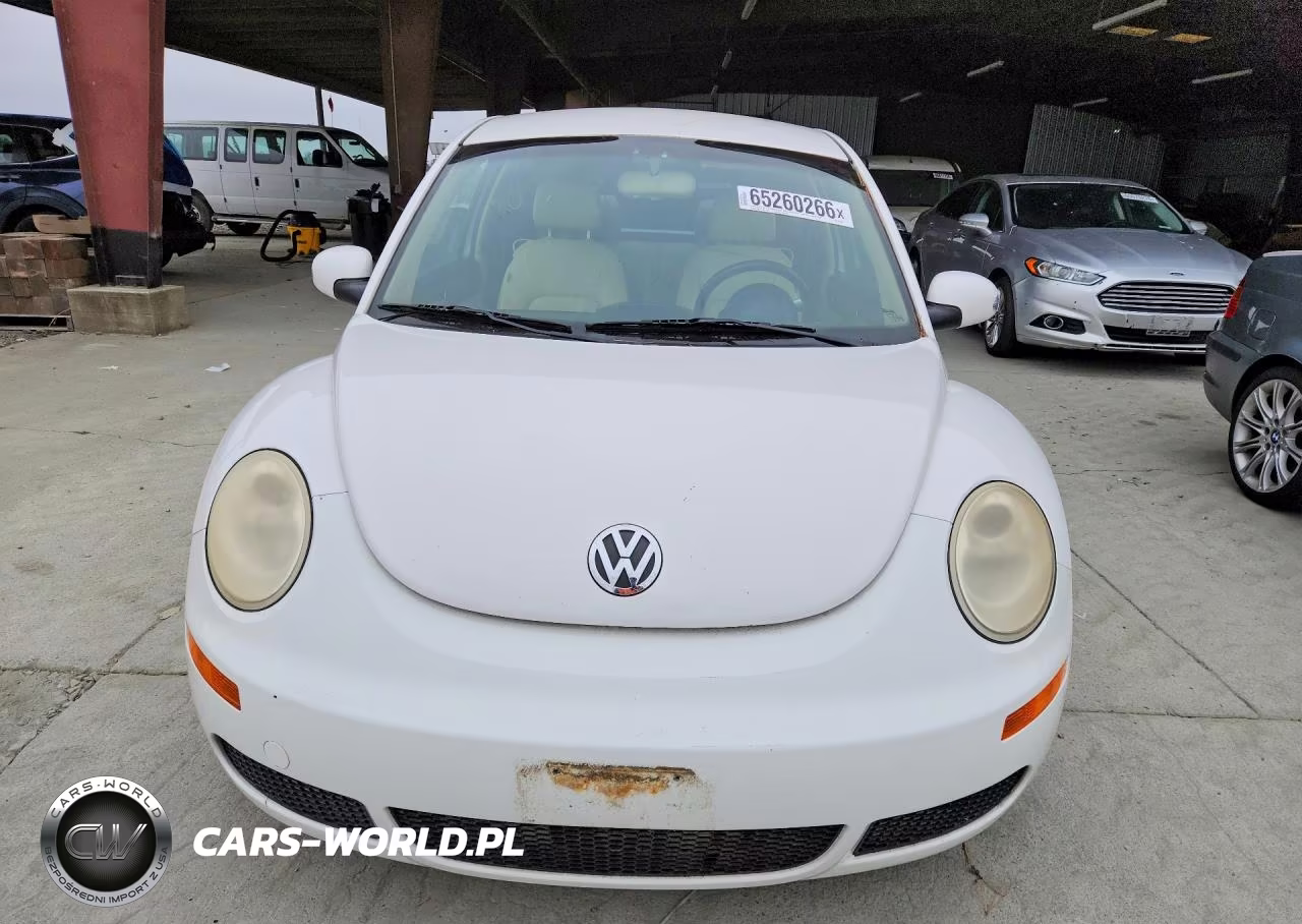 2009 Volkswagen New Beetle S VIN:3VWPW31C69M511582 - 5
