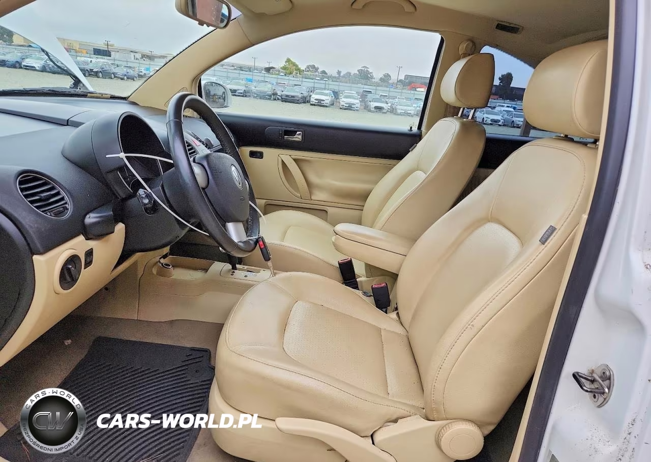 2009 Volkswagen New Beetle S VIN:3VWPW31C69M511582 - 7