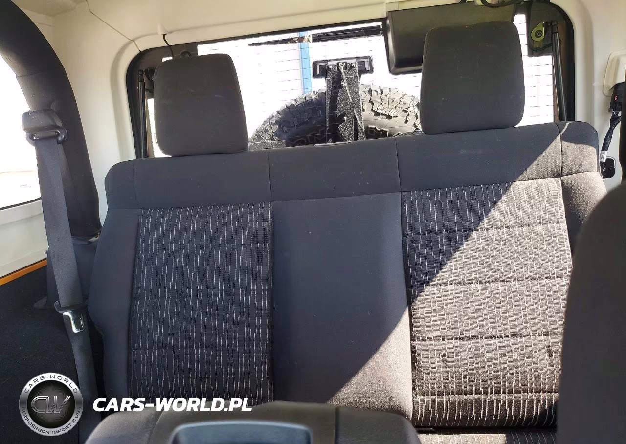 2012 Jeep Wrangler Sport VIN:1C4AJWAGXCL245262 - 10