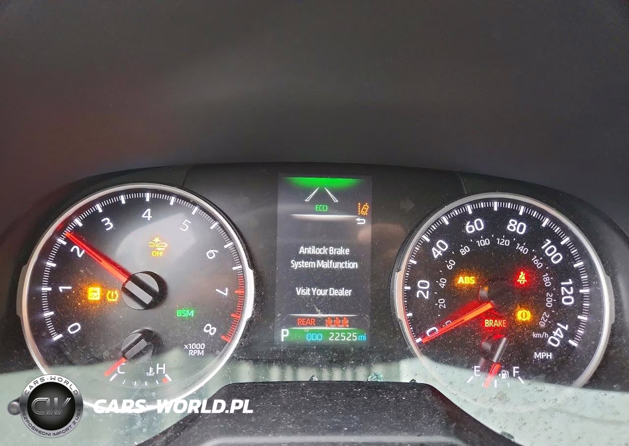 2021 Toyota Rav4 Xle VIN:2T3P1RFV5MC218697 - 9