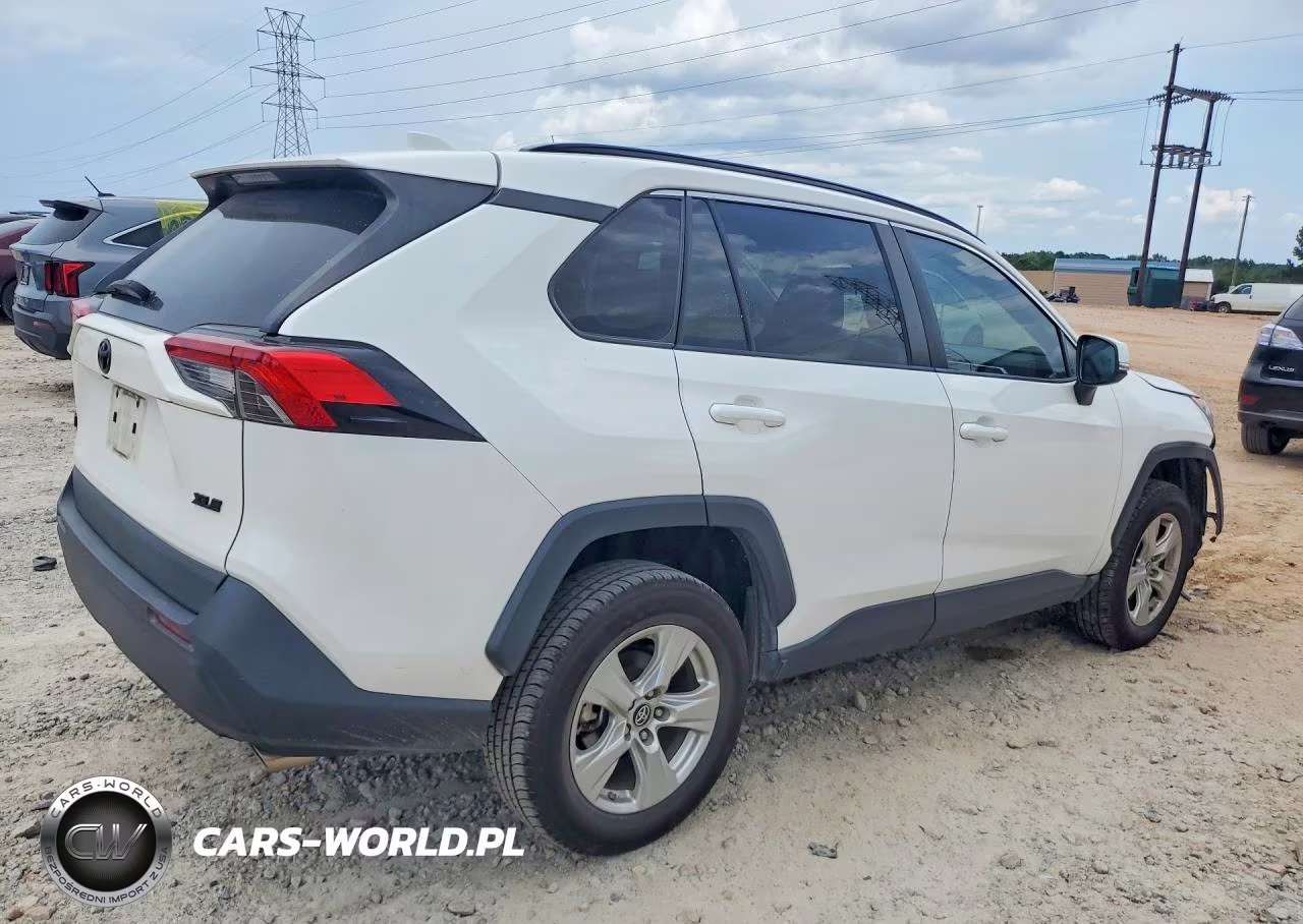 2019 Toyota Rav4 Xle VIN:2T3W1RFV0KC004421 - 3