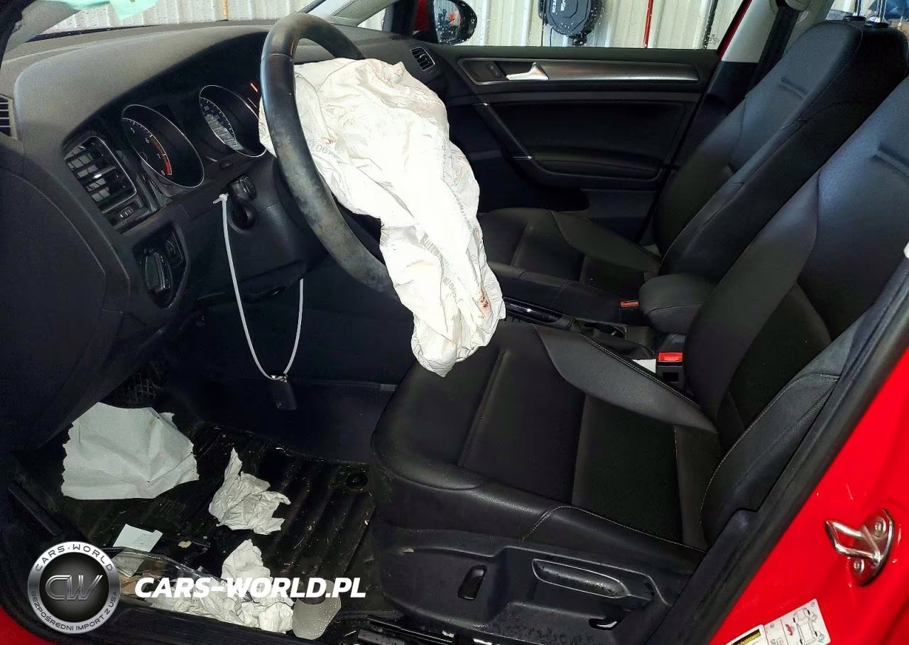 2019 Volkswagen Golf S VIN:3VWG57AU9KM024434 - 7