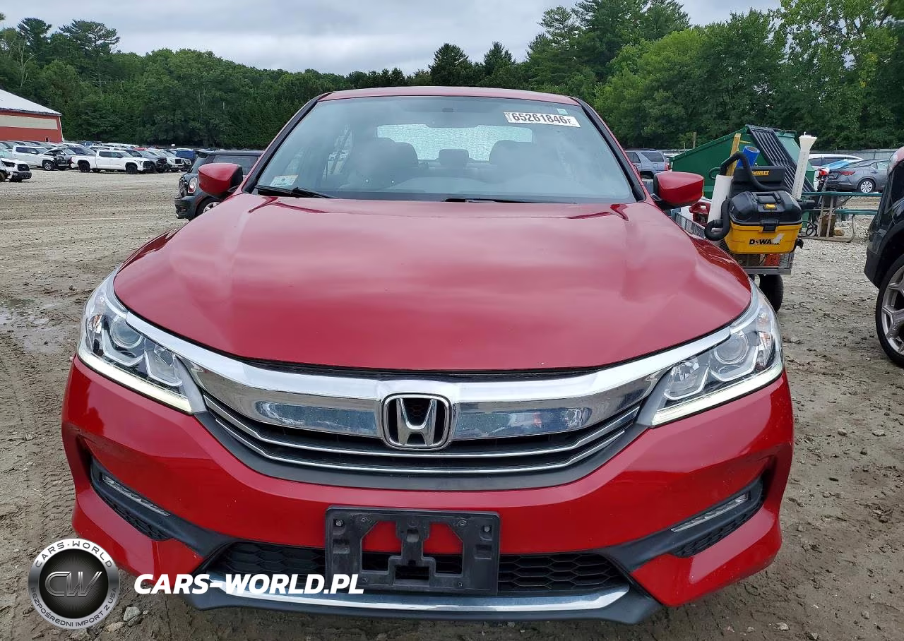 2017 Honda Accord Sport Special Edition VIN:1HGCR2F11HA005536 - 5