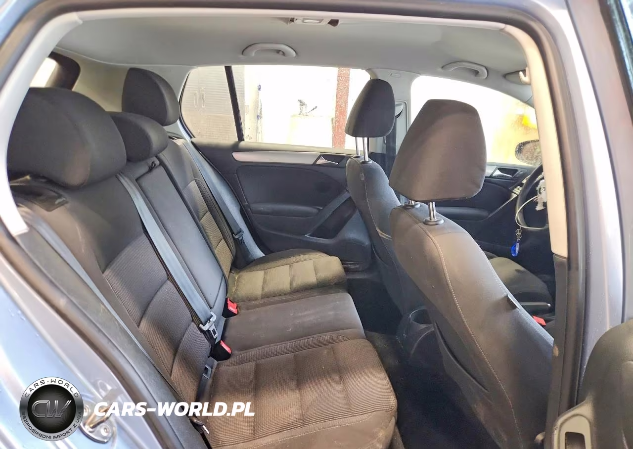 2011 Volkswagen Golf VIN:WVWDB7AJ3BW230028 - 10