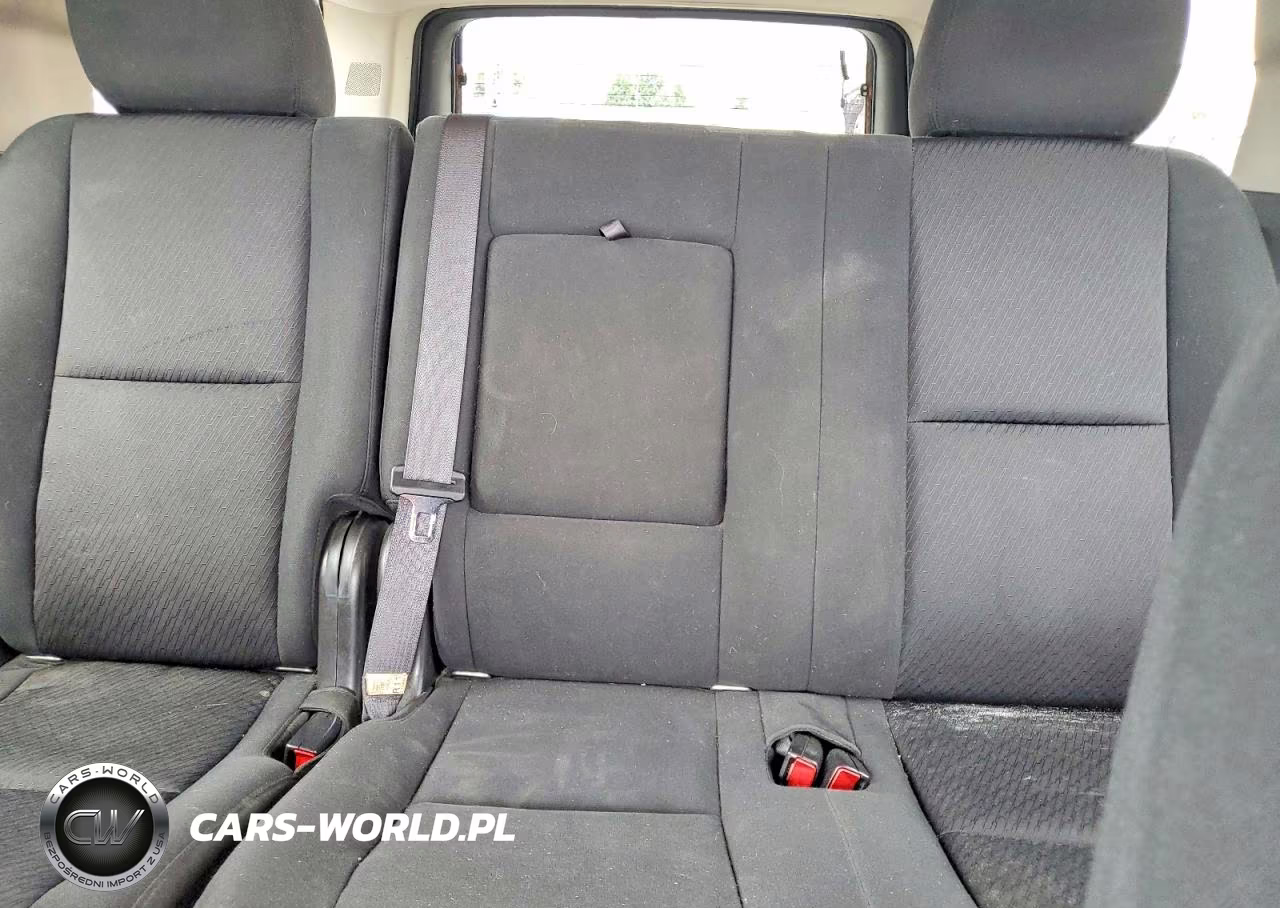 2011 Chevrolet Suburban K1500 Ls VIN:1GNSKHE35BR367101 - 10