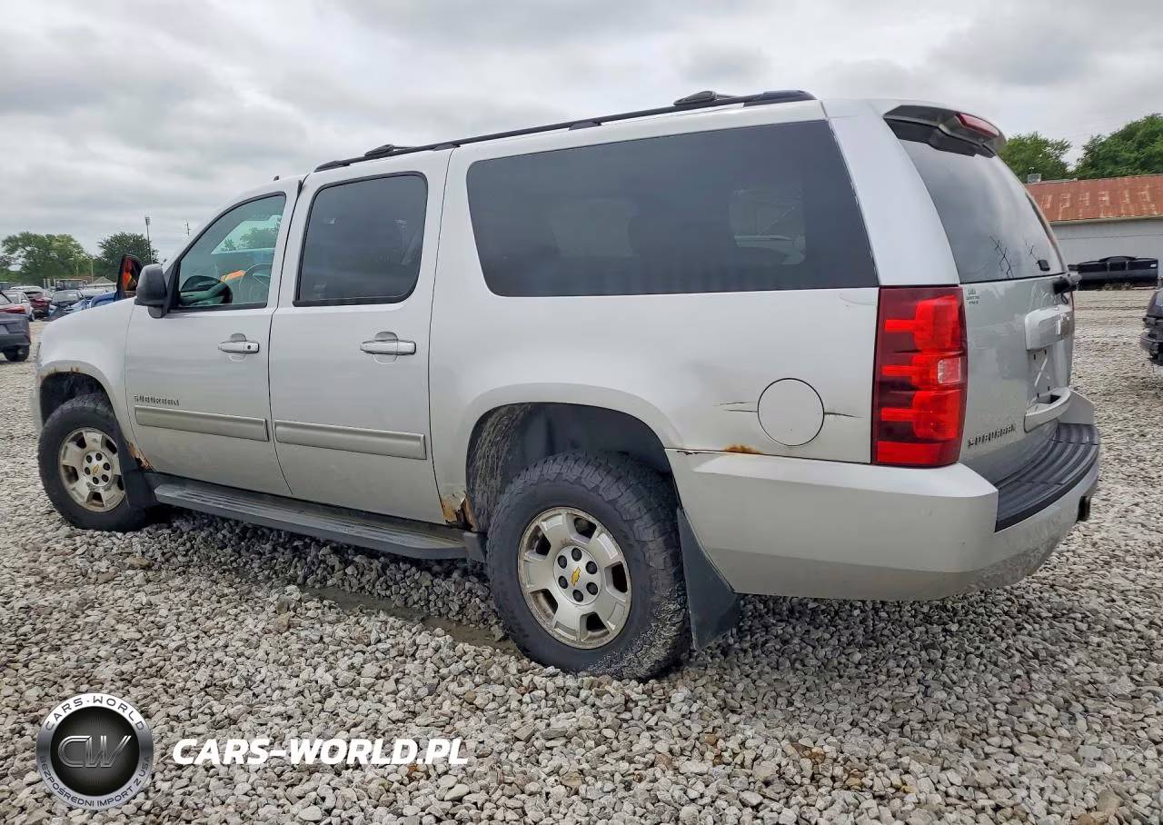 2011 Chevrolet Suburban K1500 Ls VIN:1GNSKHE35BR367101 - 2