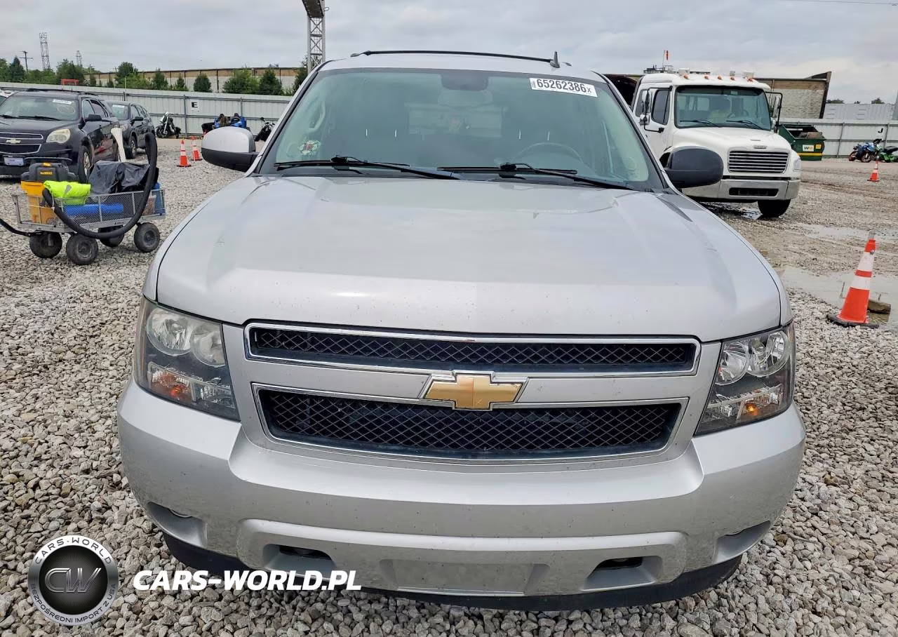 2011 Chevrolet Suburban K1500 Ls VIN:1GNSKHE35BR367101 - 5