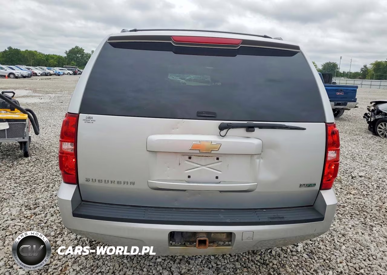 2011 Chevrolet Suburban K1500 Ls VIN:1GNSKHE35BR367101 - 6