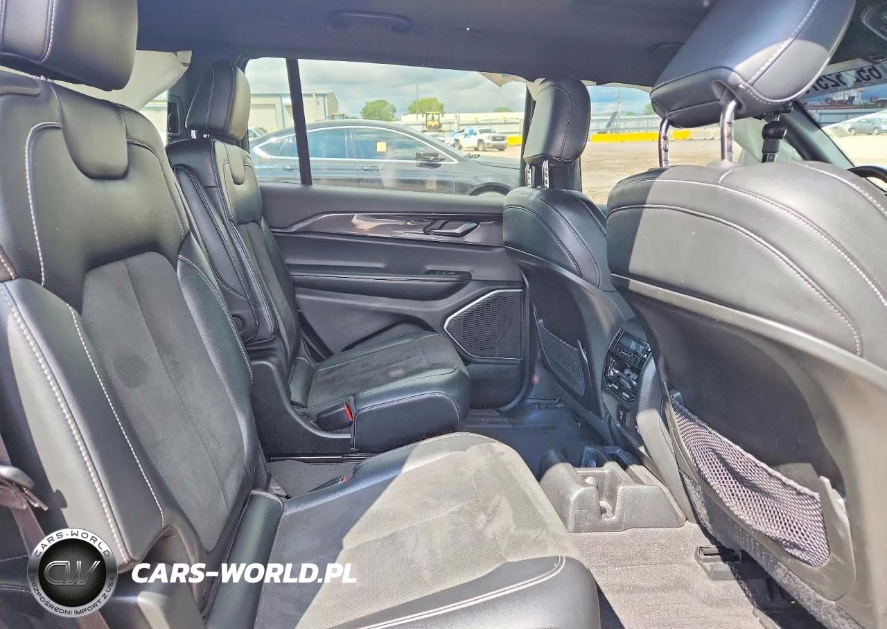 2022 Jeep Grand Cherokee L Laredo VIN:1C4RJKAG4N8517922 - 11