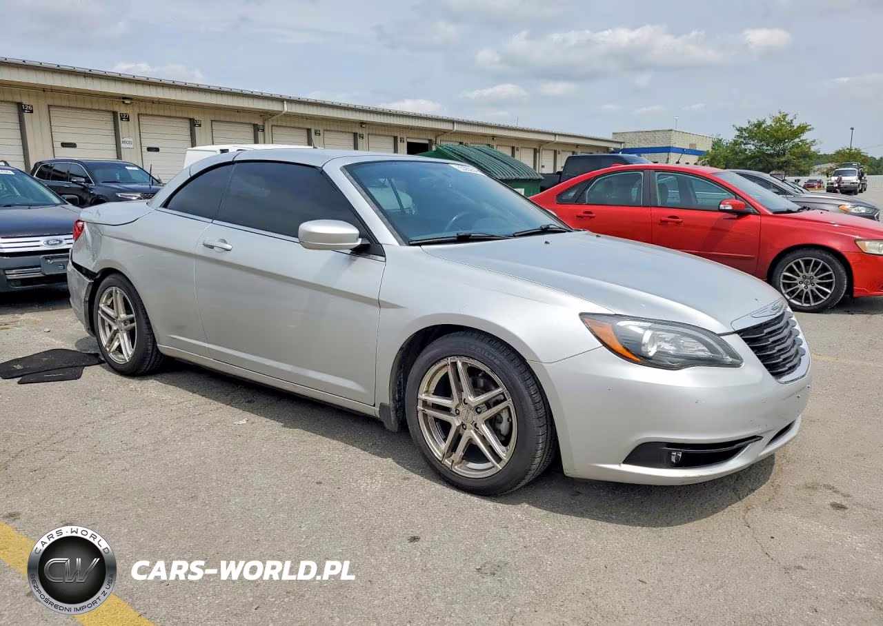 2012 Chrysler 200 S VIN:1C3BCBGG4CN284212 - 4