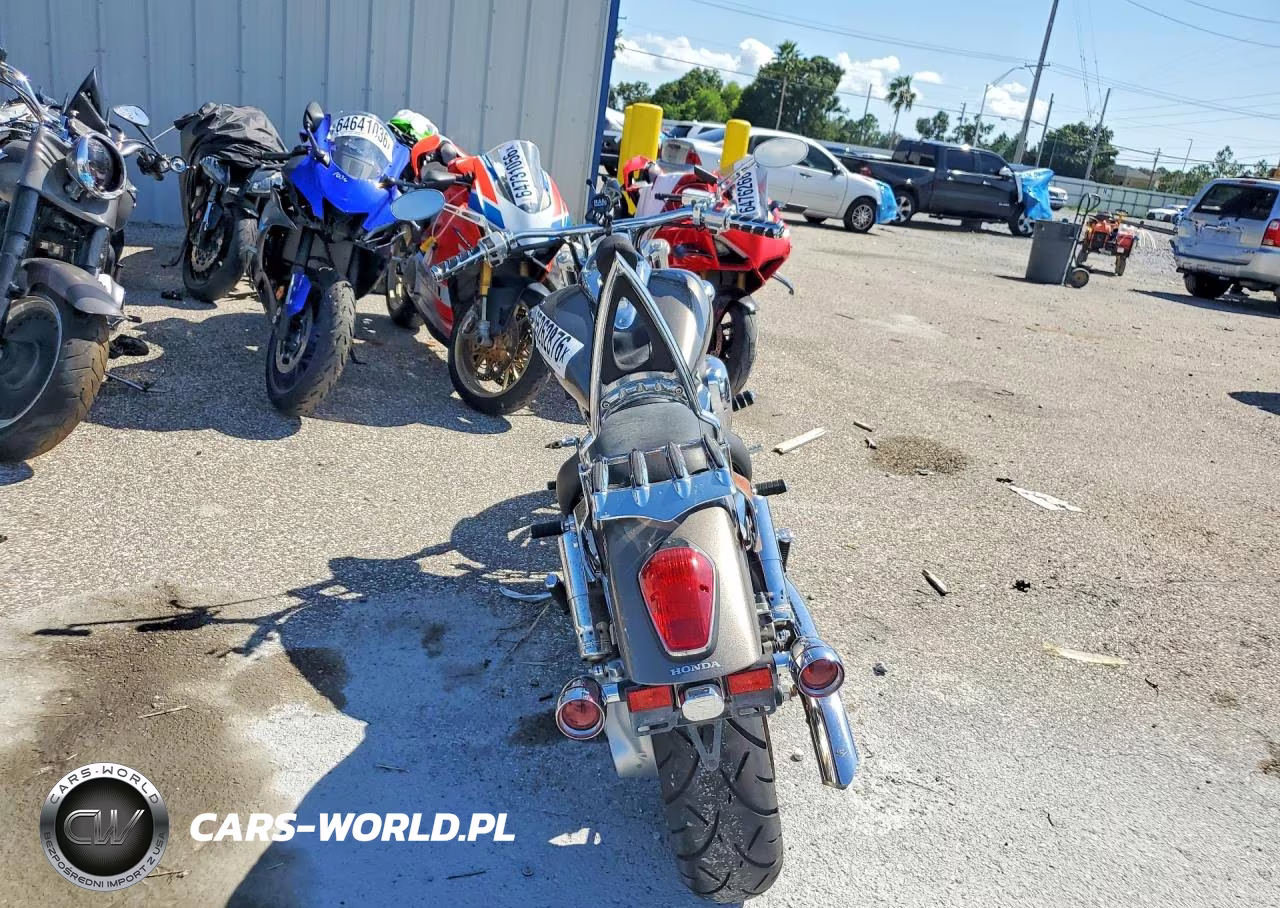 2009 Honda Vtx1300 C VIN:1HFSC55039A501239 - 4