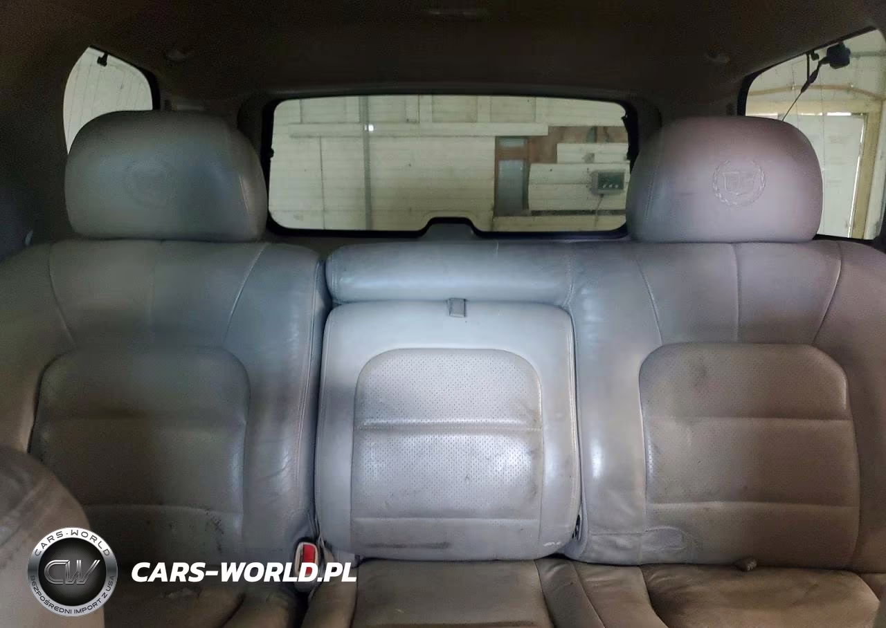 2002 Cadillac Escalade Luxury VIN:1GYEK63N32R111628 - 10