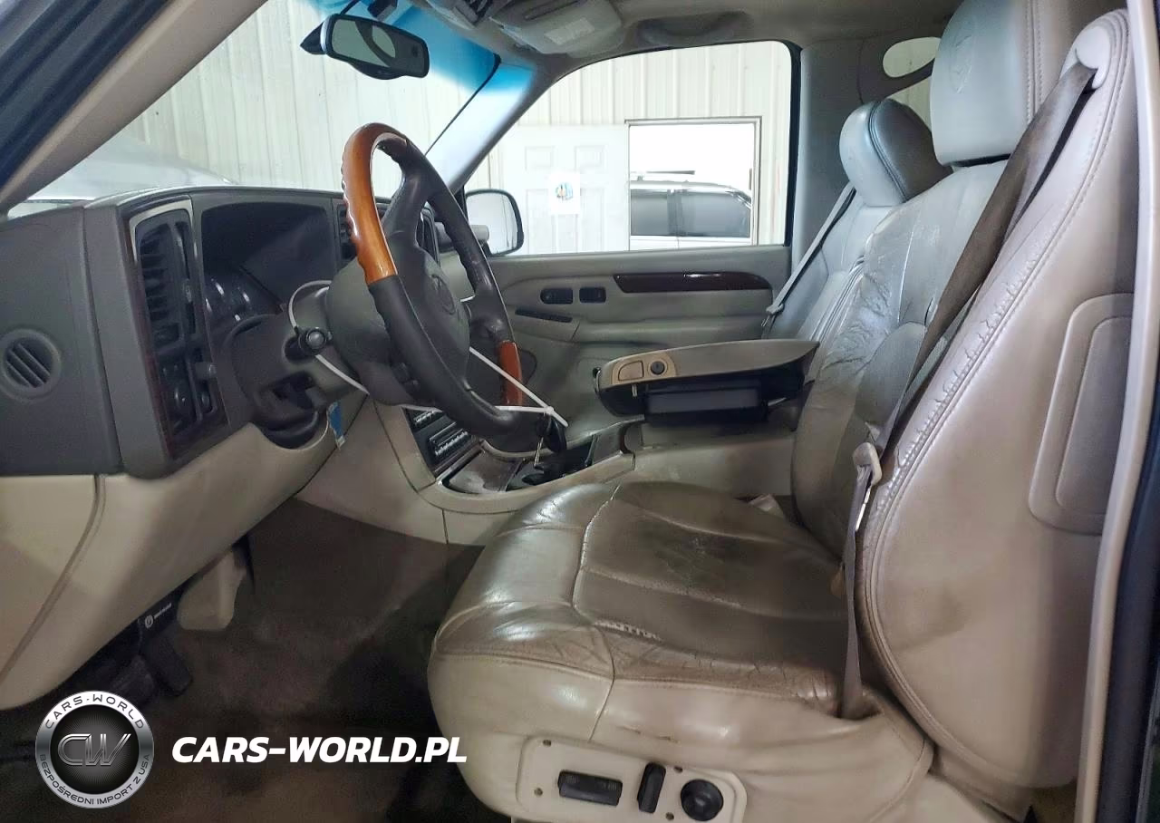 2002 Cadillac Escalade Luxury VIN:1GYEK63N32R111628 - 7