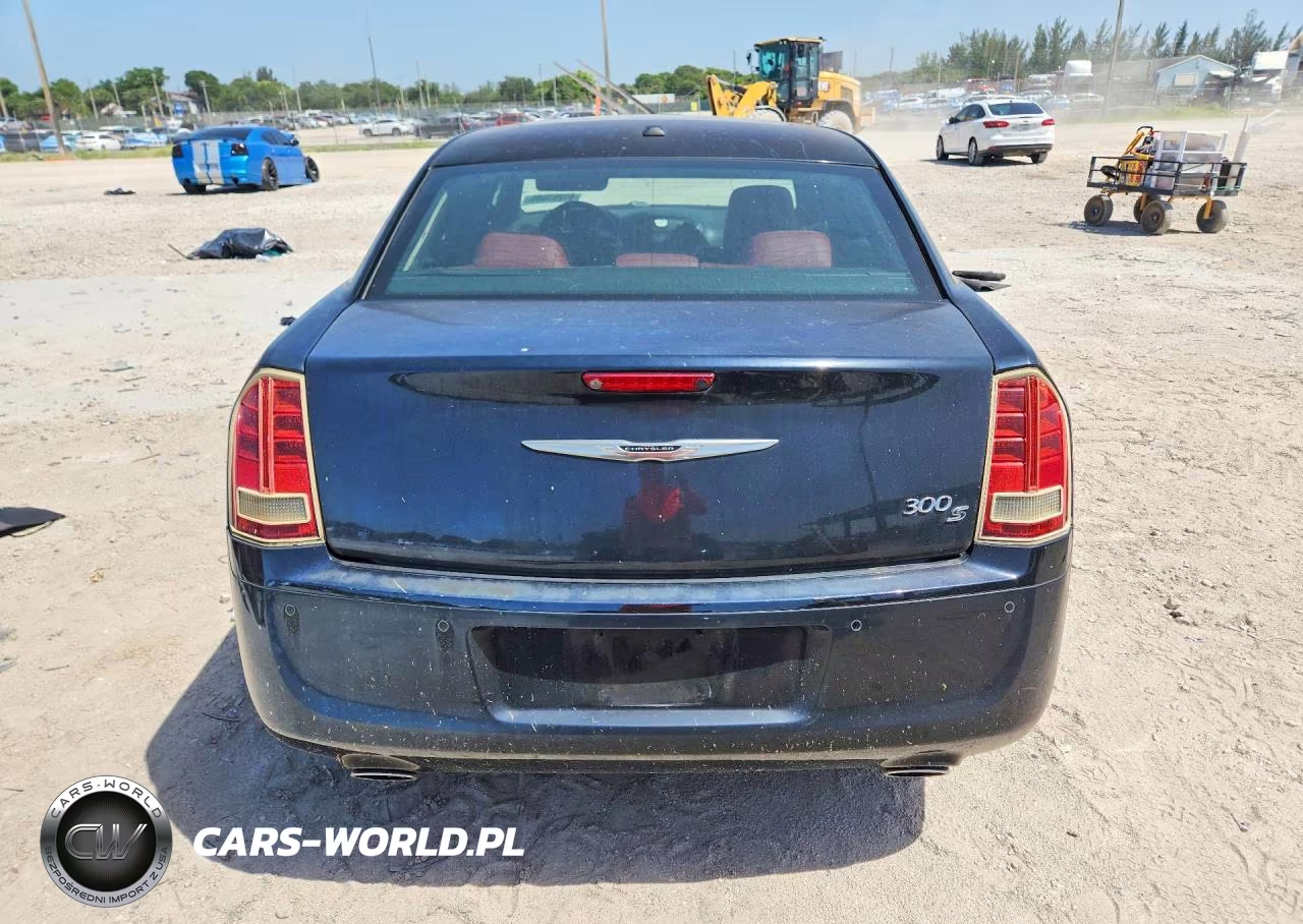 2012 Chrysler 300 S VIN:2C3CCADT1CH194945 - 6
