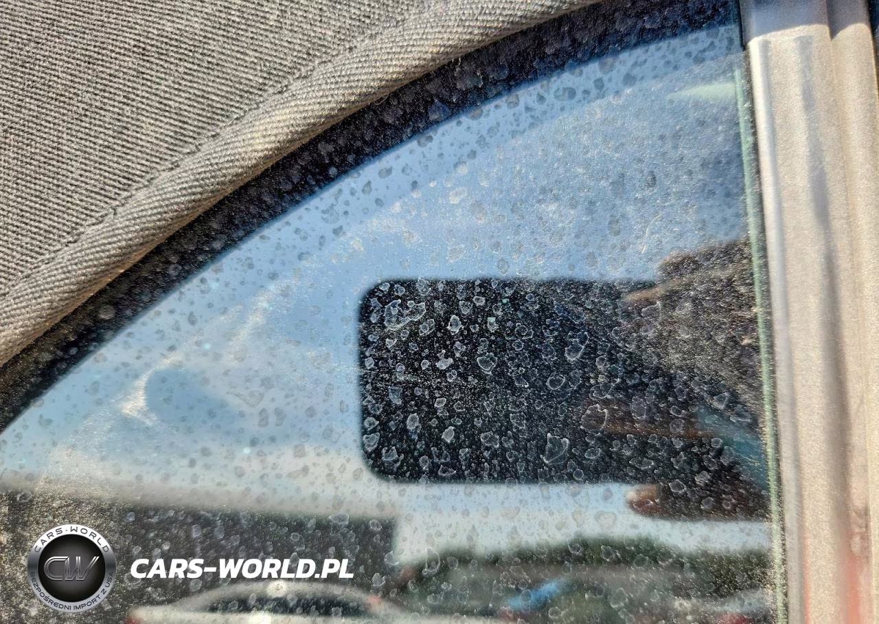 2019 Chevrolet Camaro Ls VIN:1G1FB3DXXK0126553 - 10