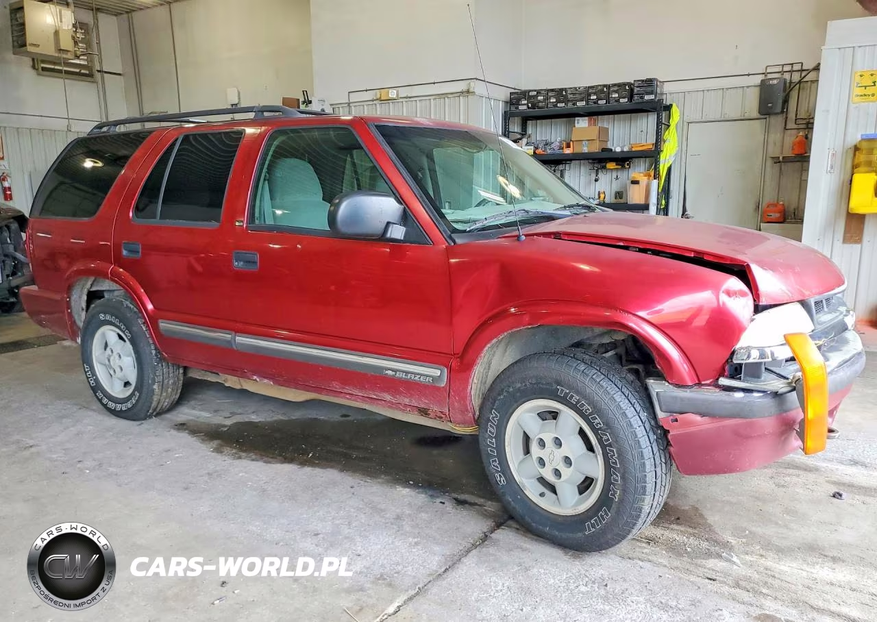 2000 Chevrolet Blazer VIN:1GNDT13W2Y2341941 - 4