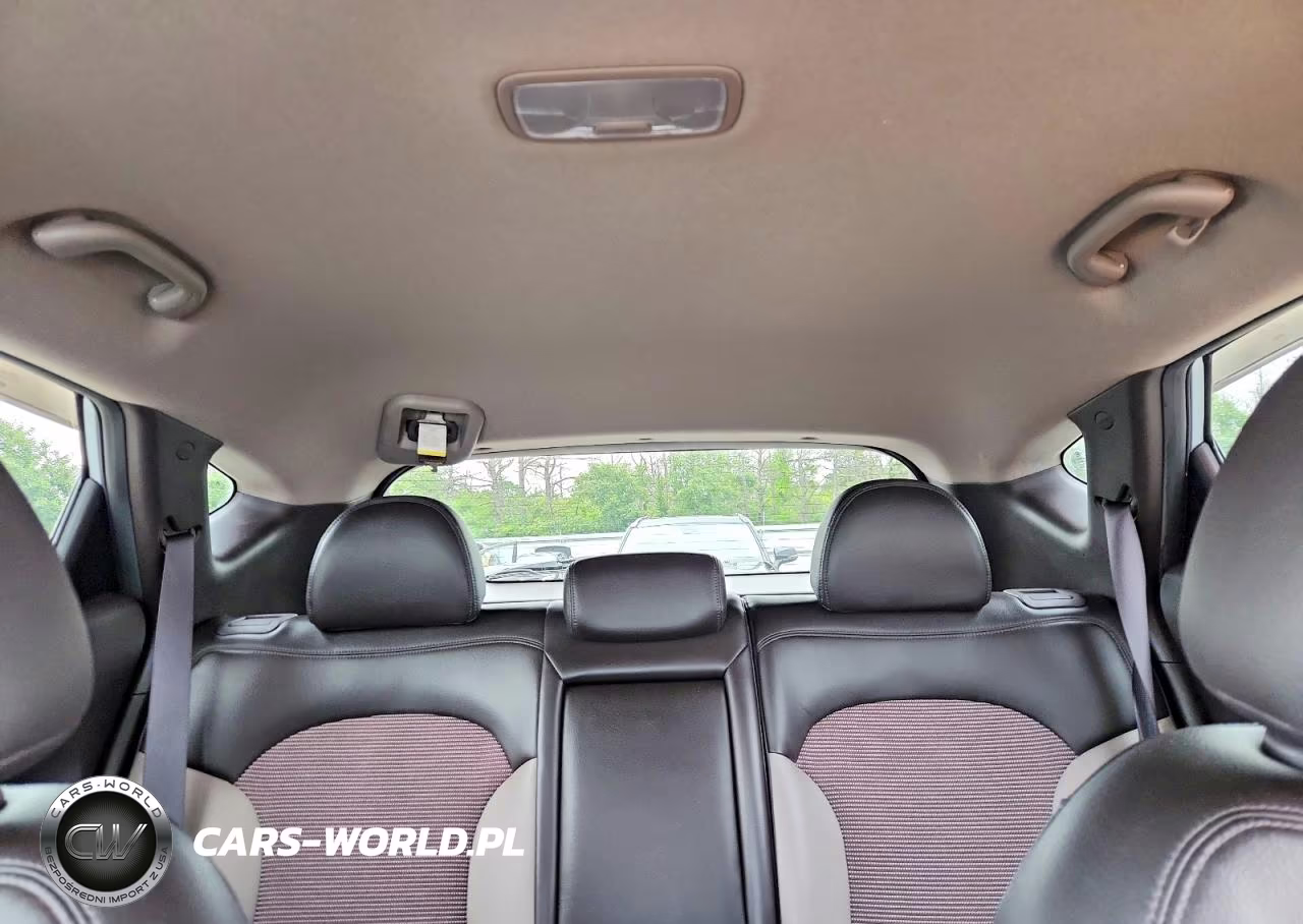 2011 Hyundai Tucson Gls VIN:KM8JUCAC0BU200631 - 10