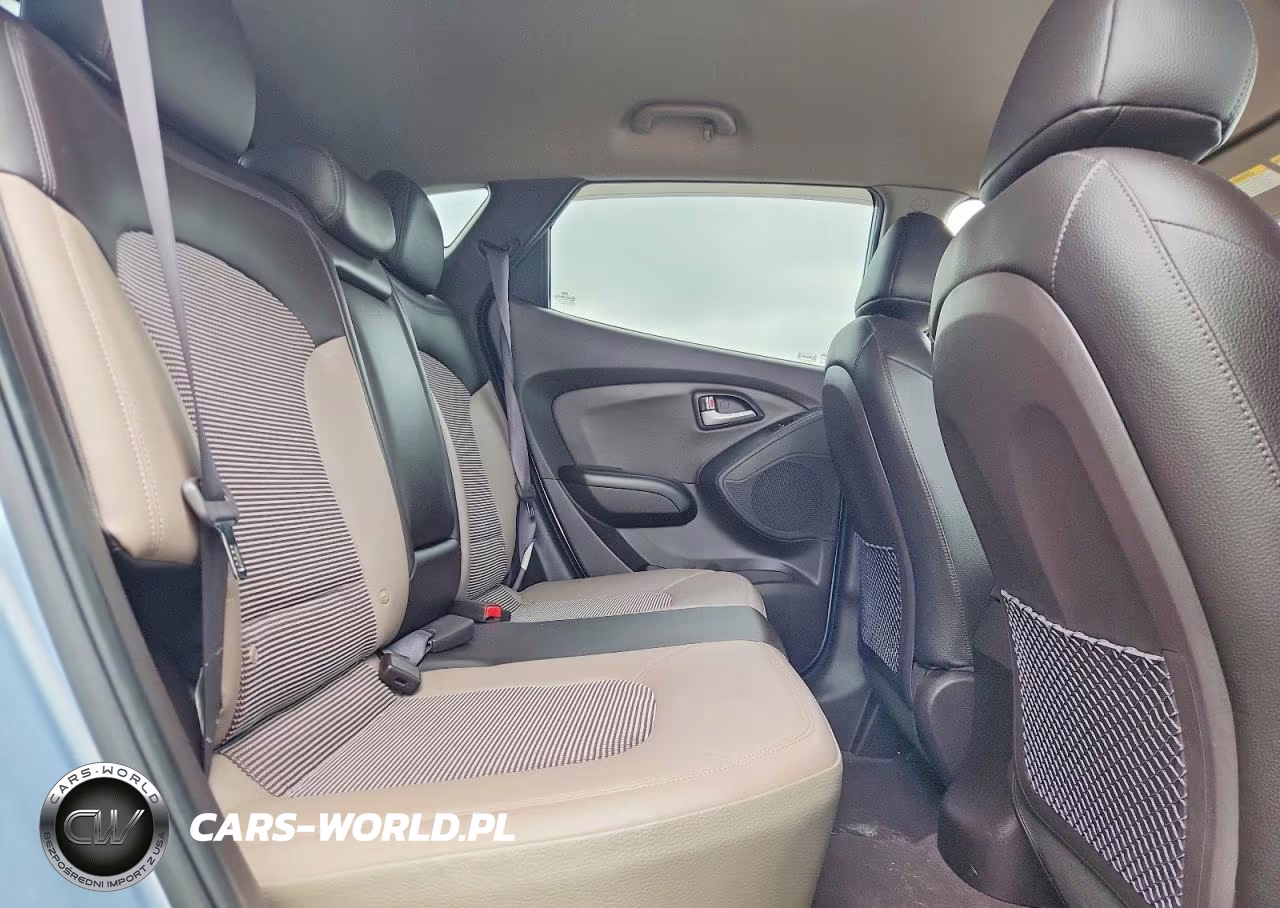 2011 Hyundai Tucson Gls VIN:KM8JUCAC0BU200631 - 11