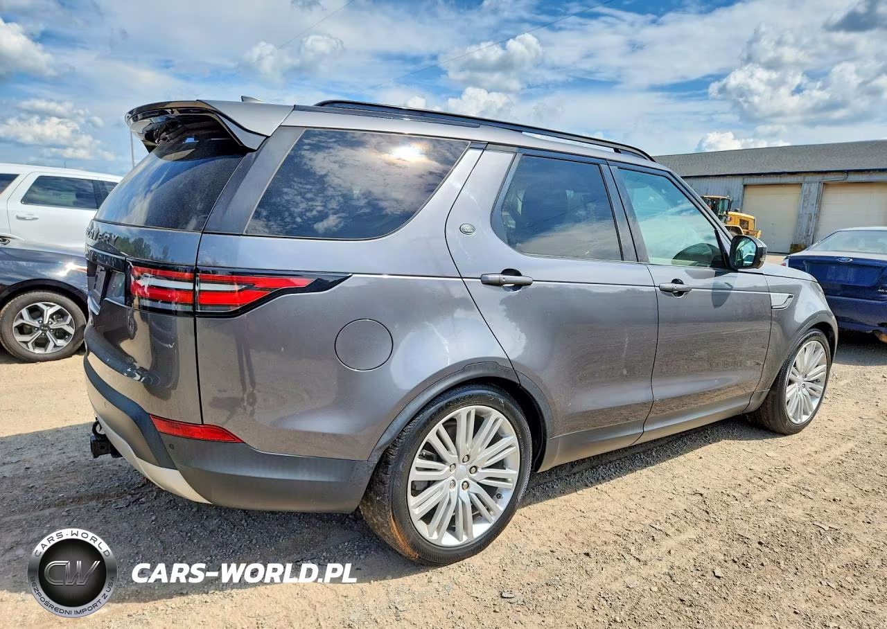 2018 Land Rover Discovery Hse VIN:SALRR2RVXJA077325 - 3