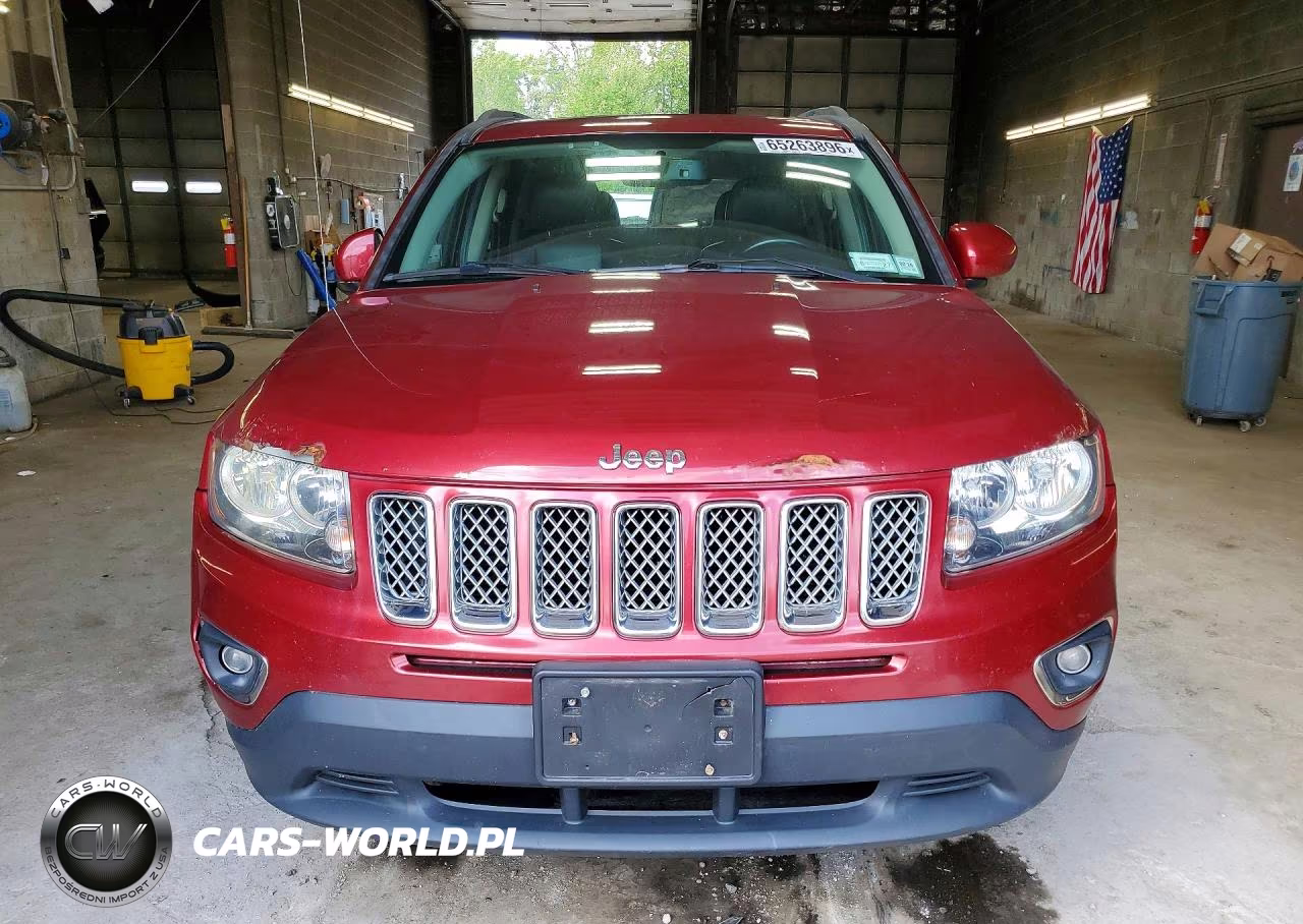 2017 Jeep Compass Latitude VIN:1C4NJDEBXHD109526 - 5
