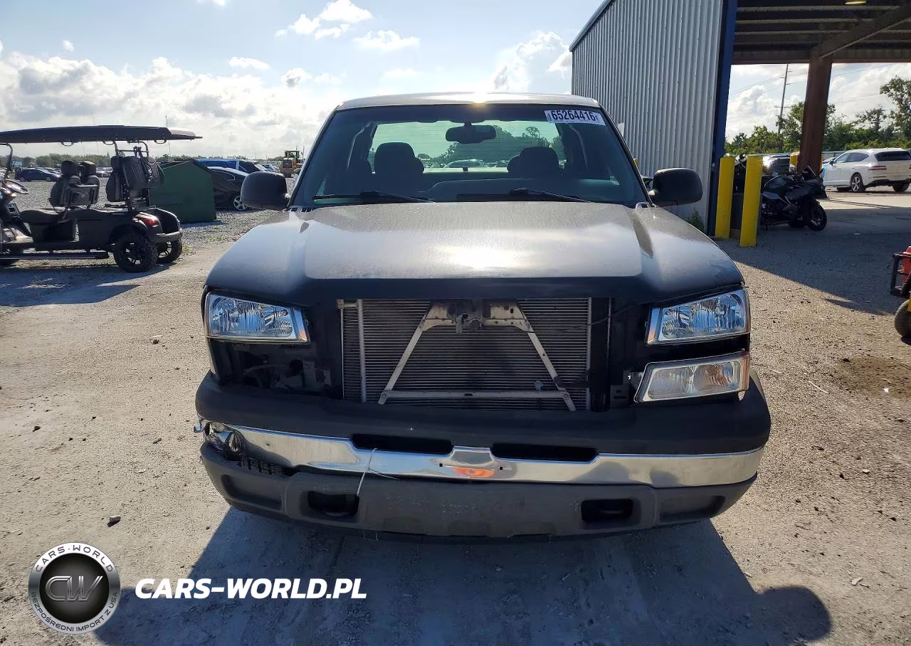 2005 Chevrolet Silverado C1500 VIN:2GCEC19V751308604 - 5