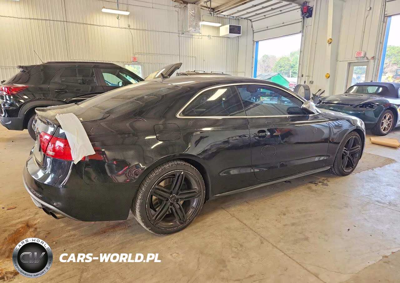 2013 Audi S5 Premium Plus VIN:WAUCGAFRXDA033170 - 3