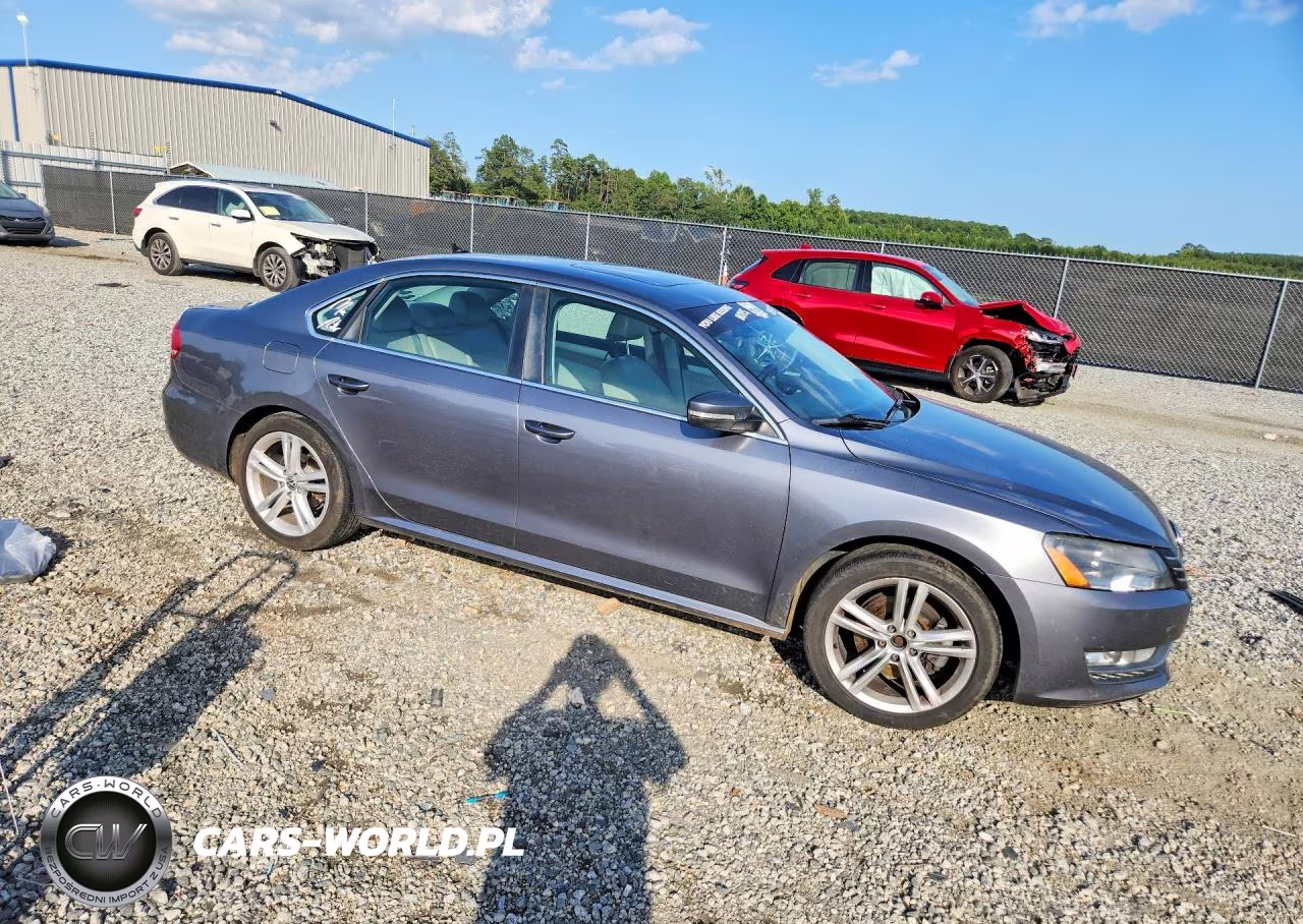2013 Volkswagen Passat Se VIN:1VWBM7A36DC019121 - 4