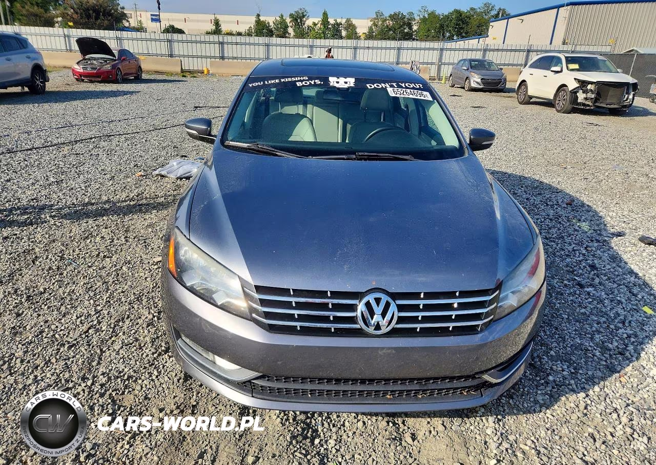 2013 Volkswagen Passat Se VIN:1VWBM7A36DC019121 - 5