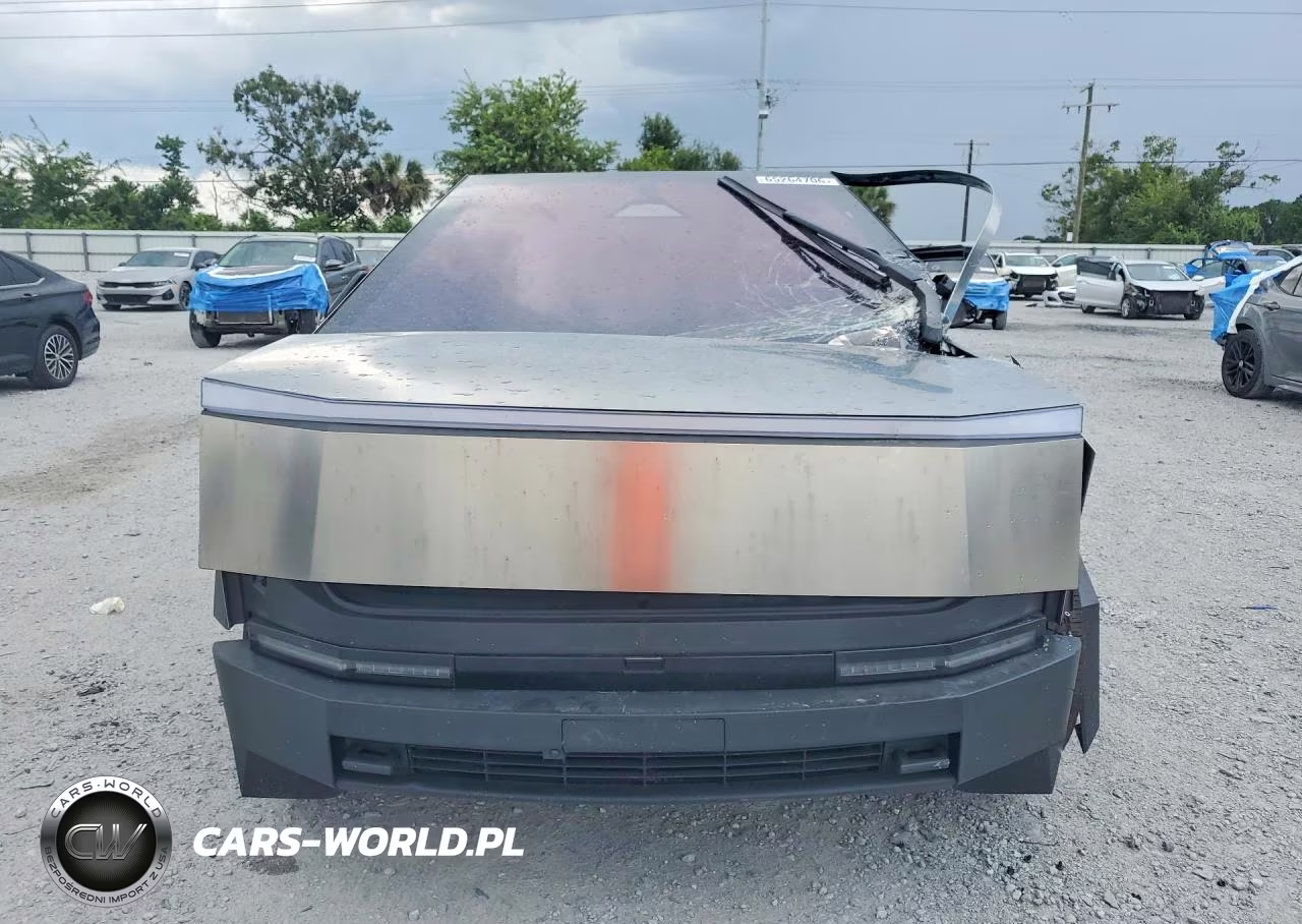2025 Tesla Cybertruck VIN:7G2CEHED3SA074147 - 5