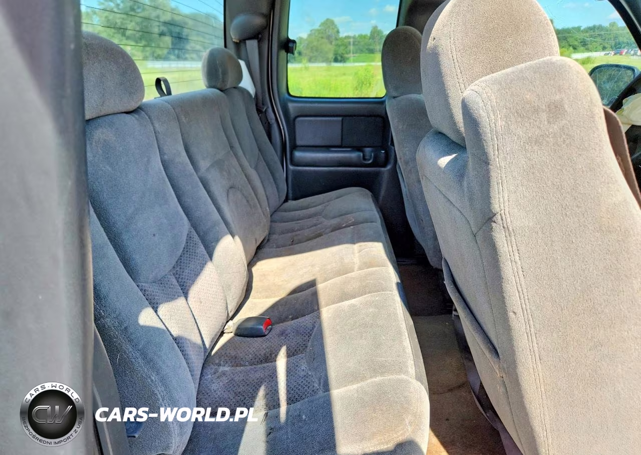 2003 Chevrolet Silverado C1500 VIN:2GCEC19V131108914 - 10