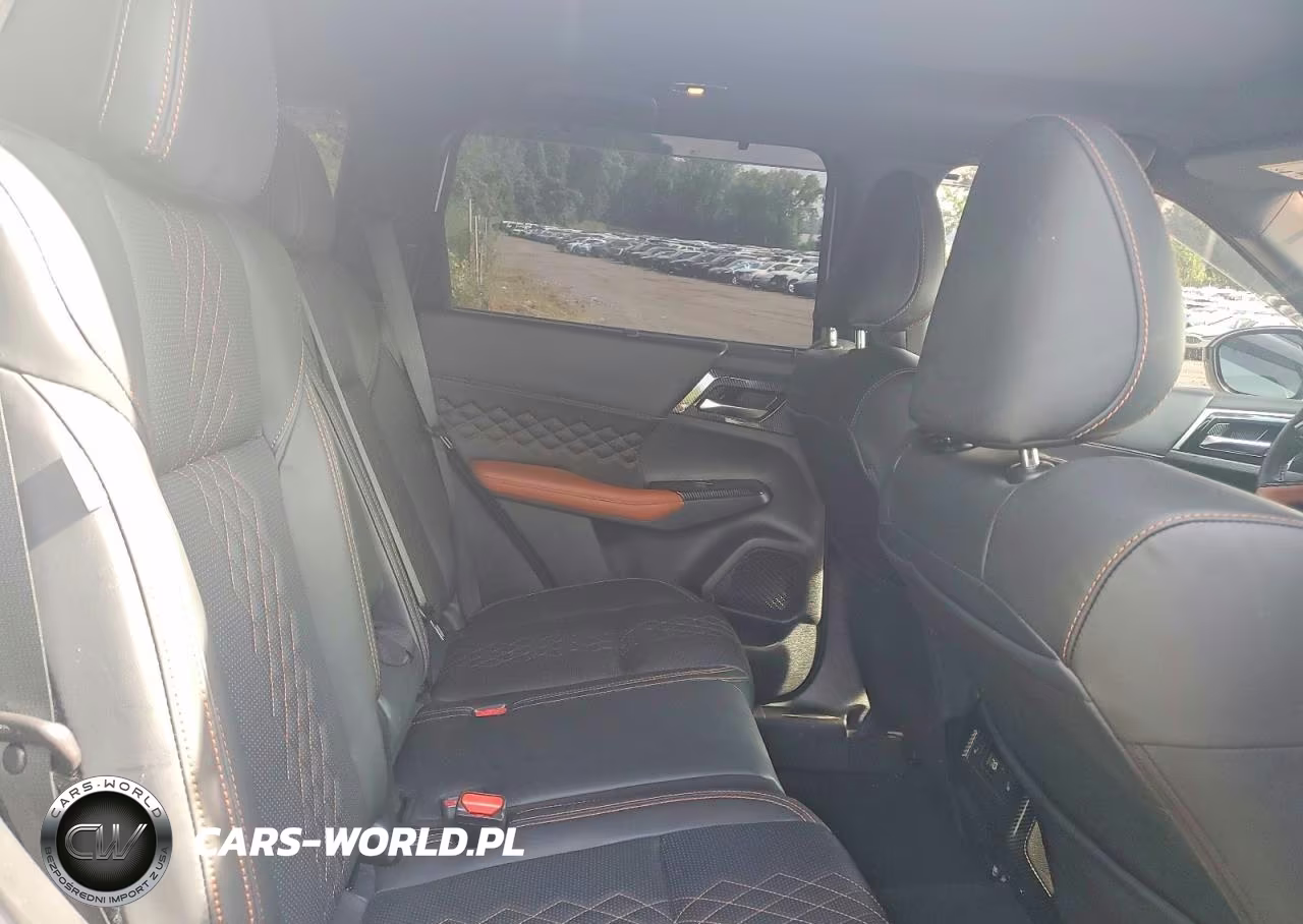 2022 Mitsubishi Outlander Sel VIN:JA4J4VA81NZ070405 - 11