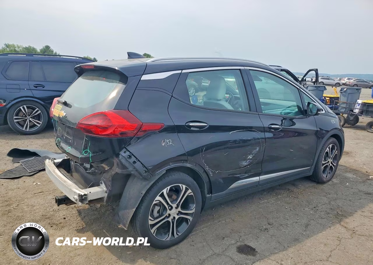 2019 Chevrolet Bolt Ev Premier VIN:1G1FZ6S09K4102904 - 3