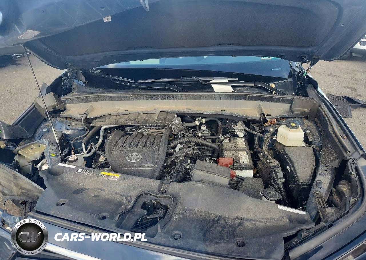 2024 Toyota Grand Highlander Xle VIN:5TDAAAB50RS033820 - 12