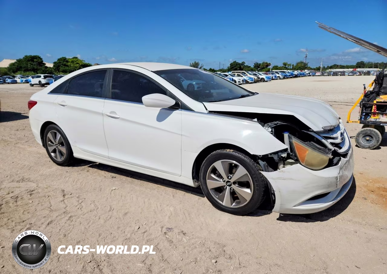 2011 Hyundai Sonata Gls VIN:5NPEB4ACXBH168167 - 4