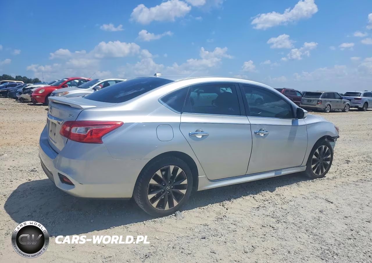 2017 Nissan Sentra Sr VIN:3N1AB7AP5HY234495 - 3